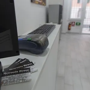 Metronia Ρώμη
